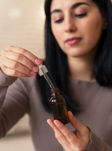 Сыворотка от выпадения волос: как выбрать лучшую для вашей проблемы